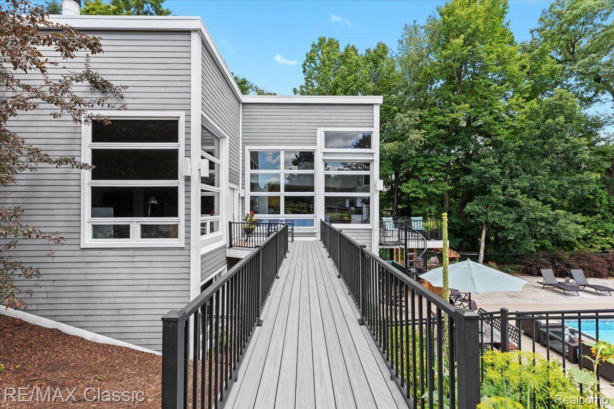 5255 OAK HILL Trail