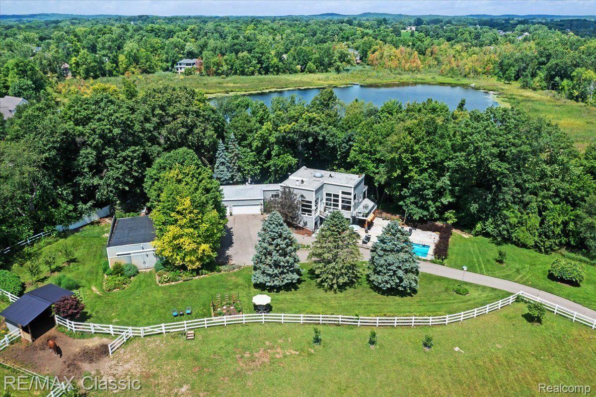 5255 OAK HILL Trail