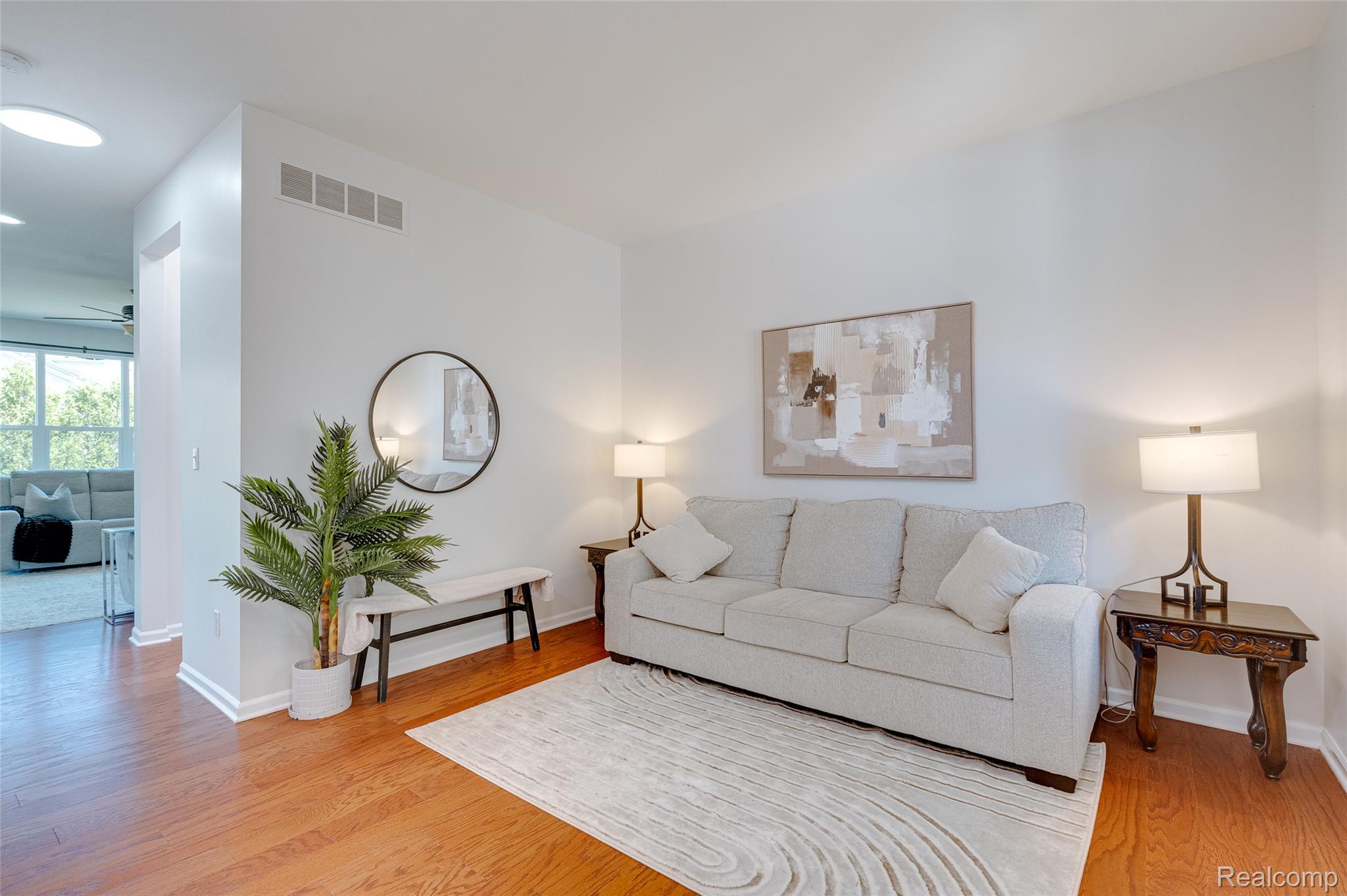 28386 Cottage Lane