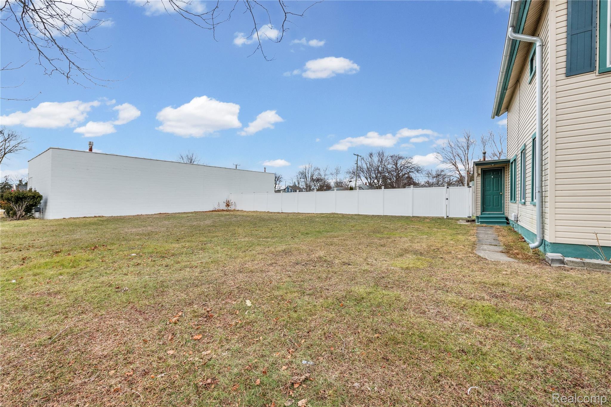 26240 Gibraltar Road