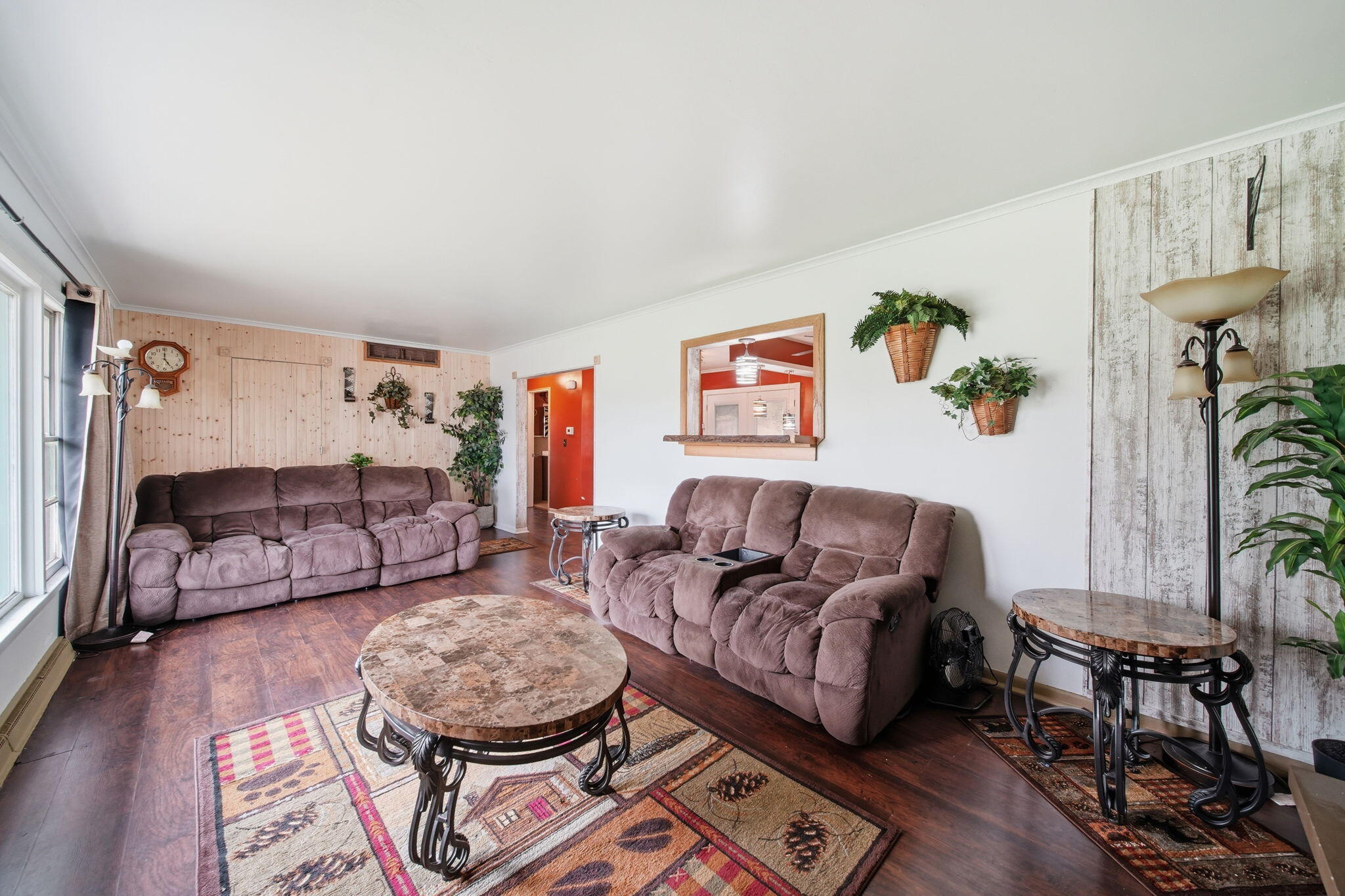 220 Meadow Lane