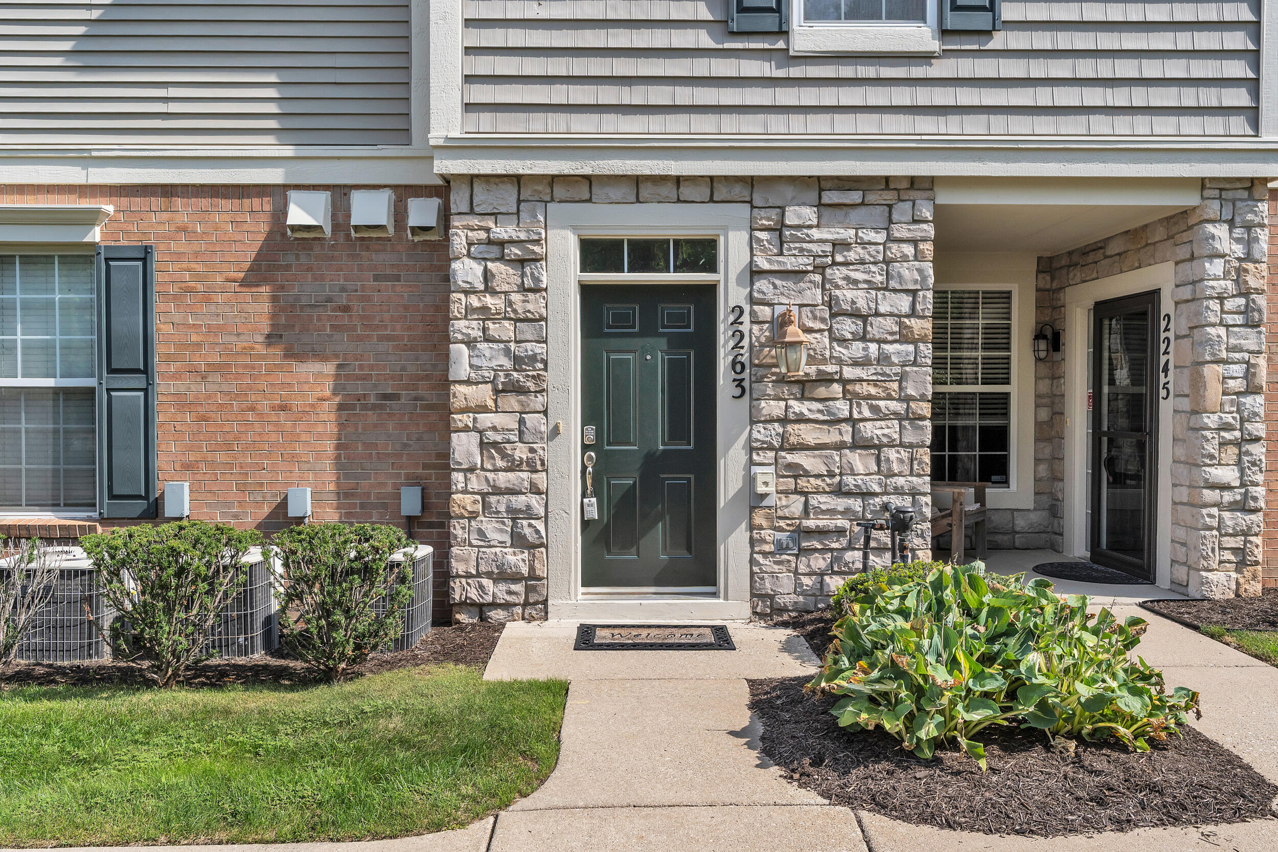 2263 Pinecroft Drive