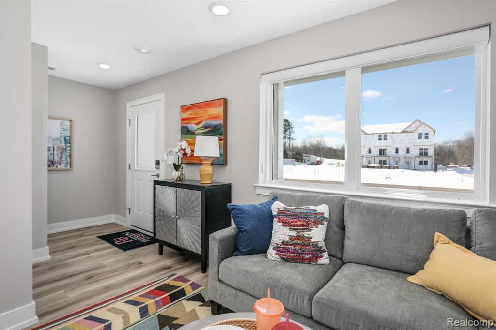 4861 Lismore Lane
