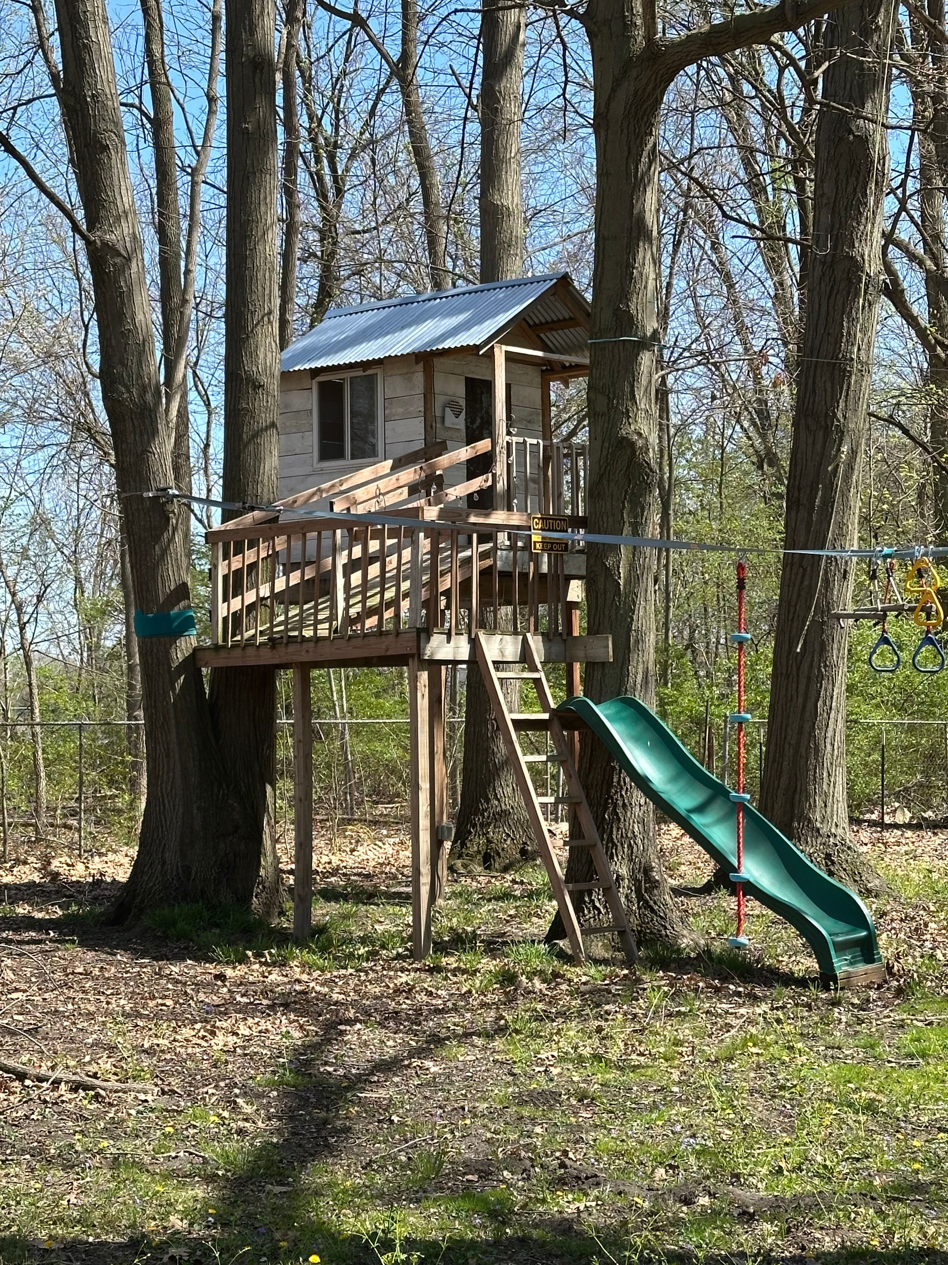 9615 WOODLAND COURT
