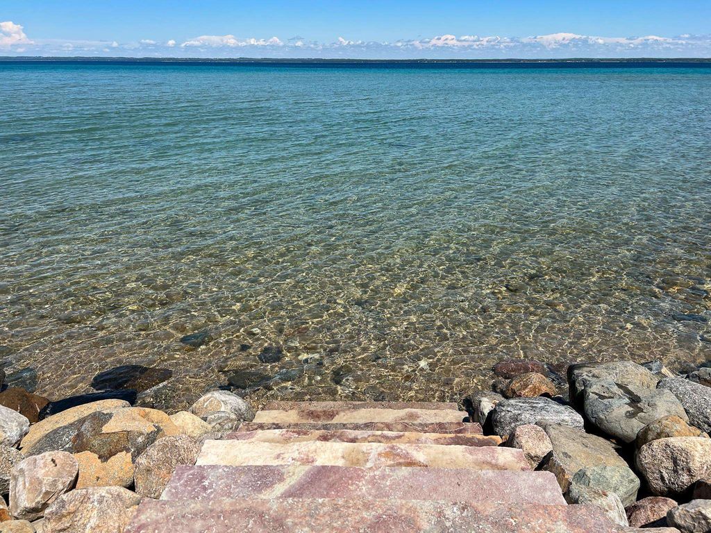 listing image 87
