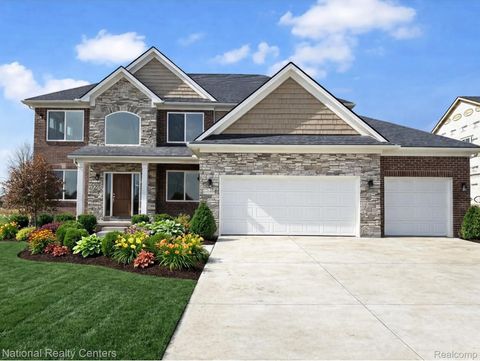 53170 Woodland Meadows Chesterfield Township MI 48047