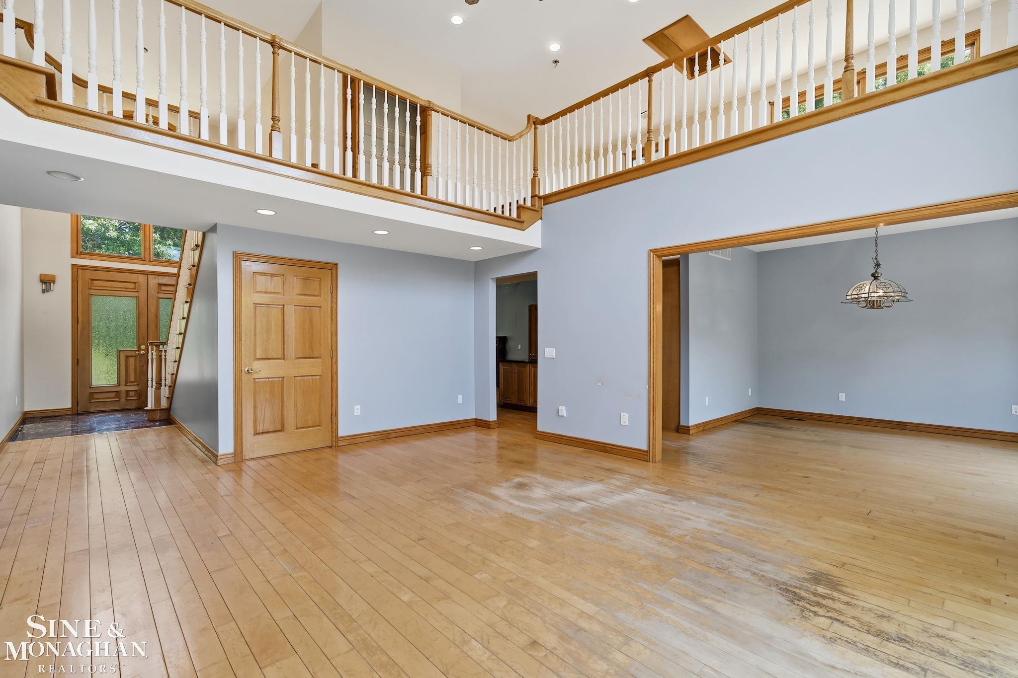 5950 Rosewood Parkway