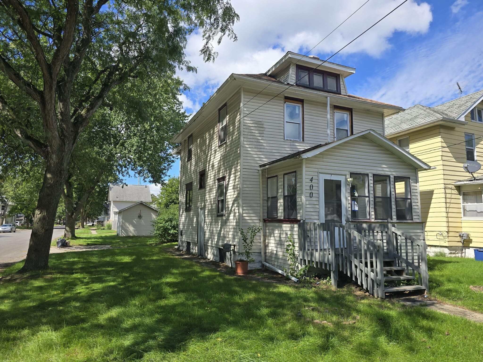 400 Bates Street