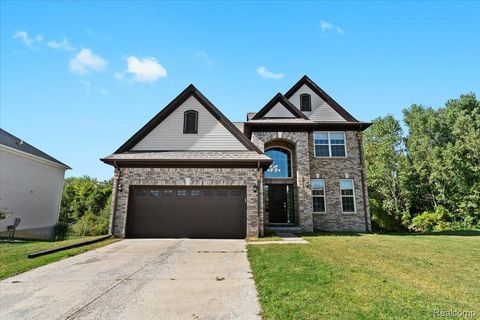 Photo of 1307 Park Ridge Pointe, Grand Blanc City, MI 48439 (MLS # 20251037262)