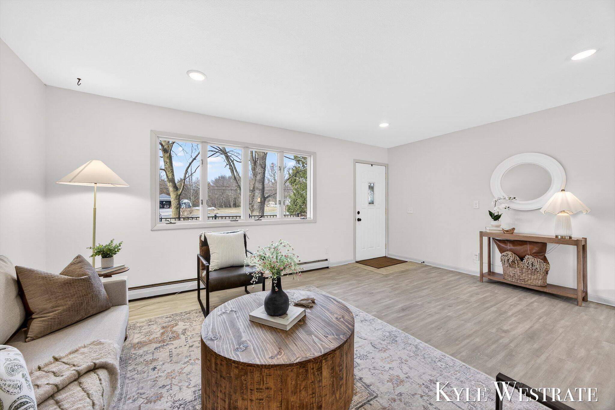 1763 E Pontaluna Road