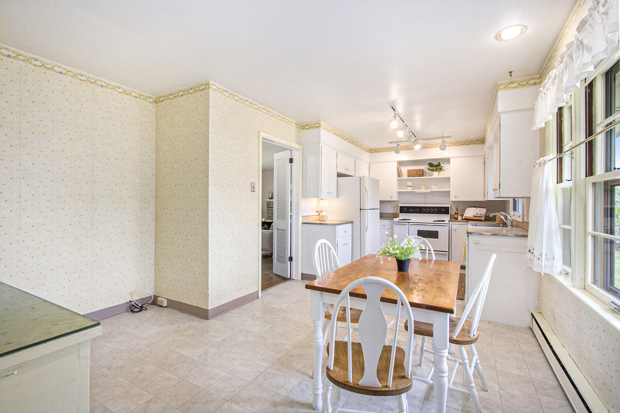 541 Montezuma Road