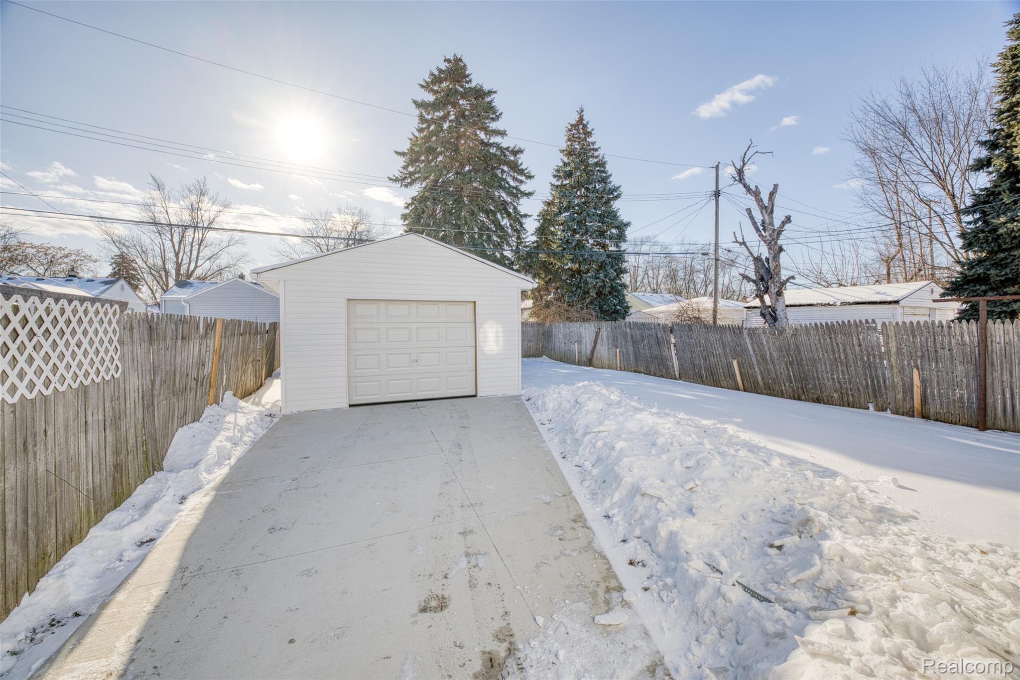 2209 Progress Avenue