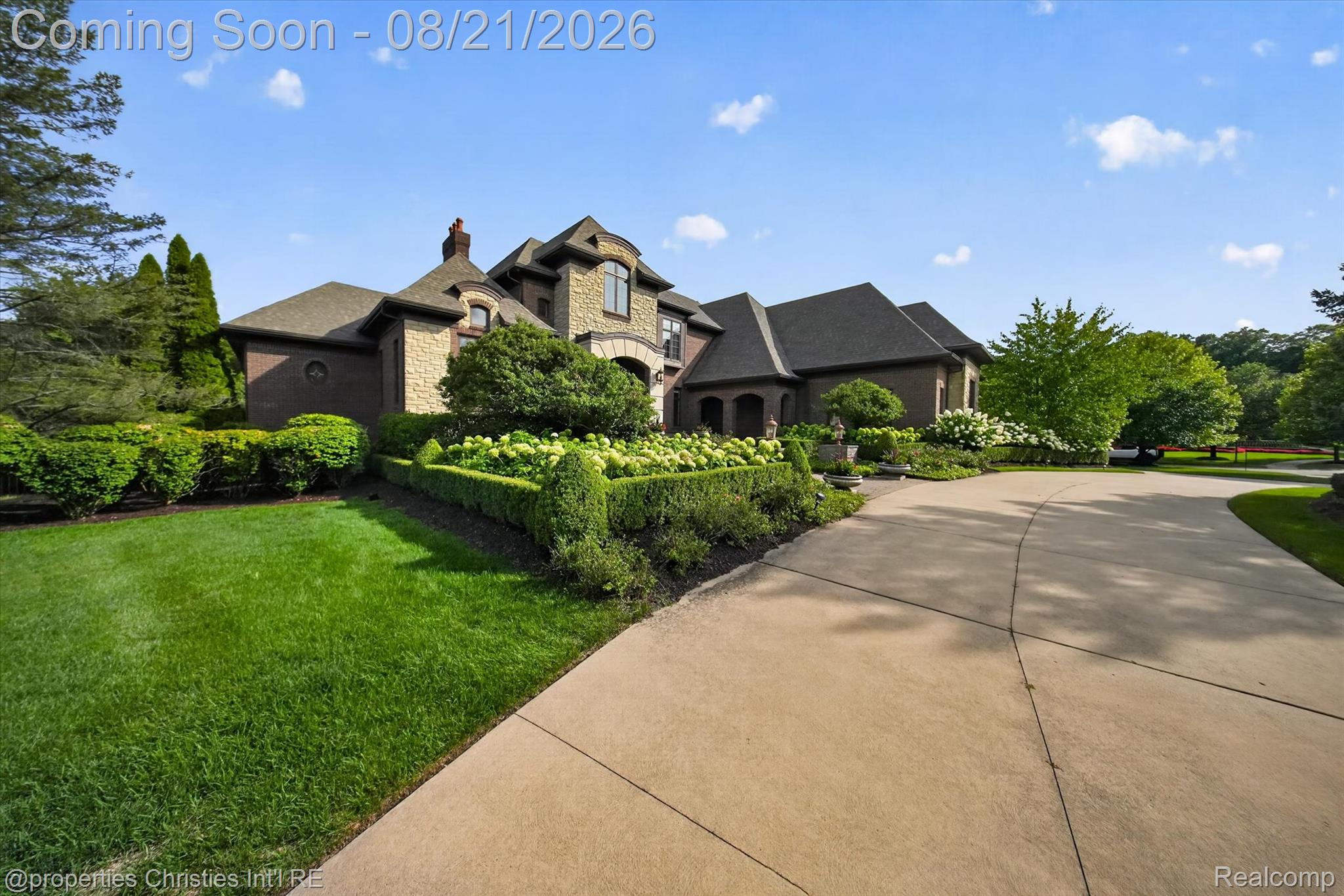 47825 Bellagio Drive