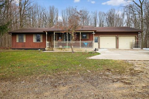 5383 N Rich Road Sumner Township MI 48801