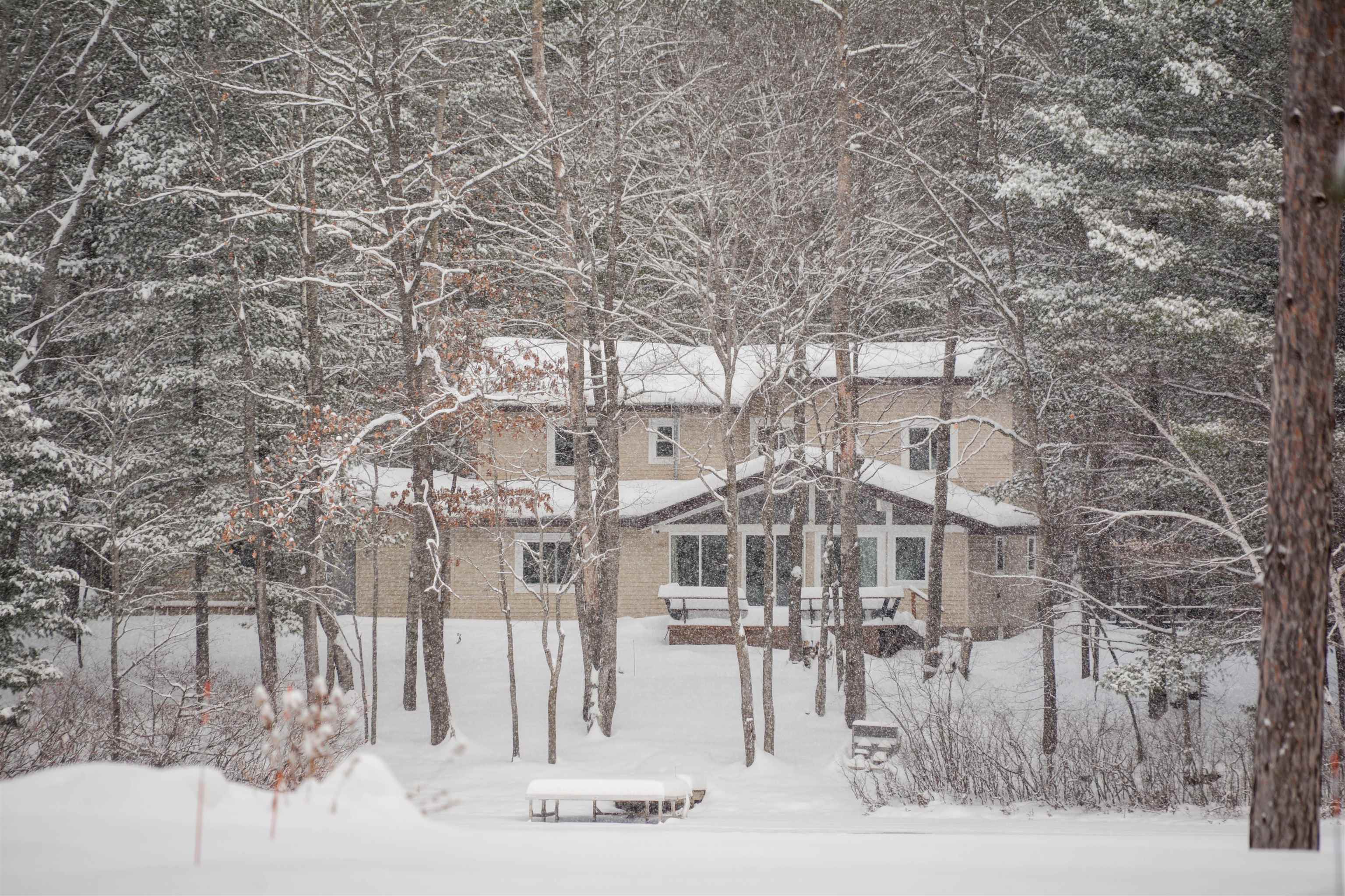 2437 Timber Trail, NE