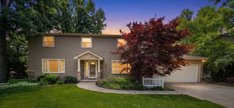 Photo of 8073 Gandy Court, Grosse Ile Township, MI 48138 (MLS # 81026025448)