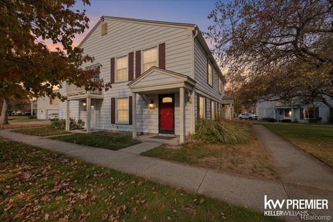 Photo of 2804 Willow Court, Lake Orion Village, MI 48360 (MLS # 20251047711)