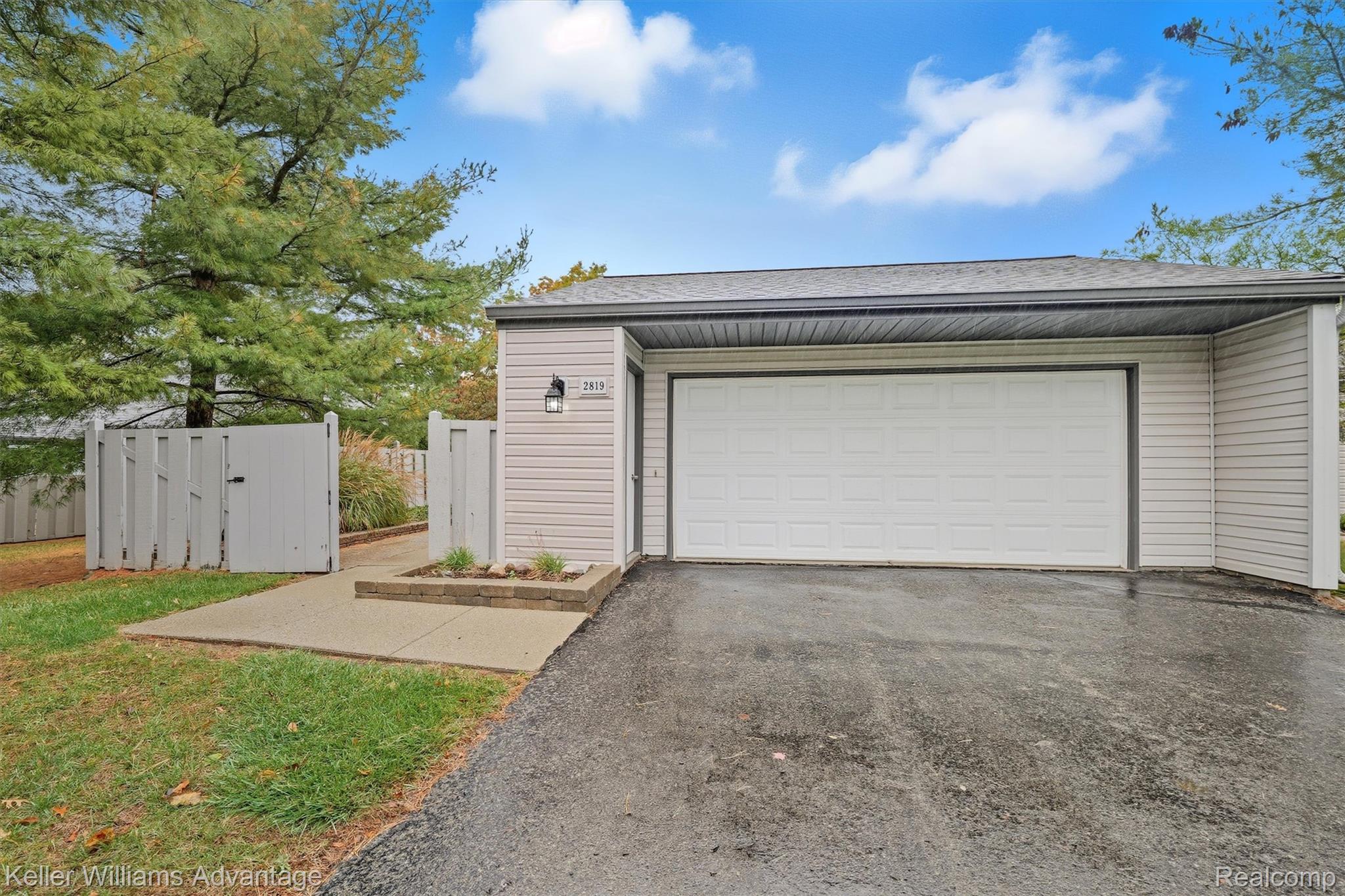 2819 Monte Vista