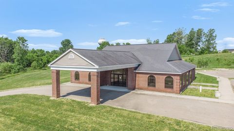 7250 GLEN VIEW Lane Grand Blanc Charter Township MI 48439