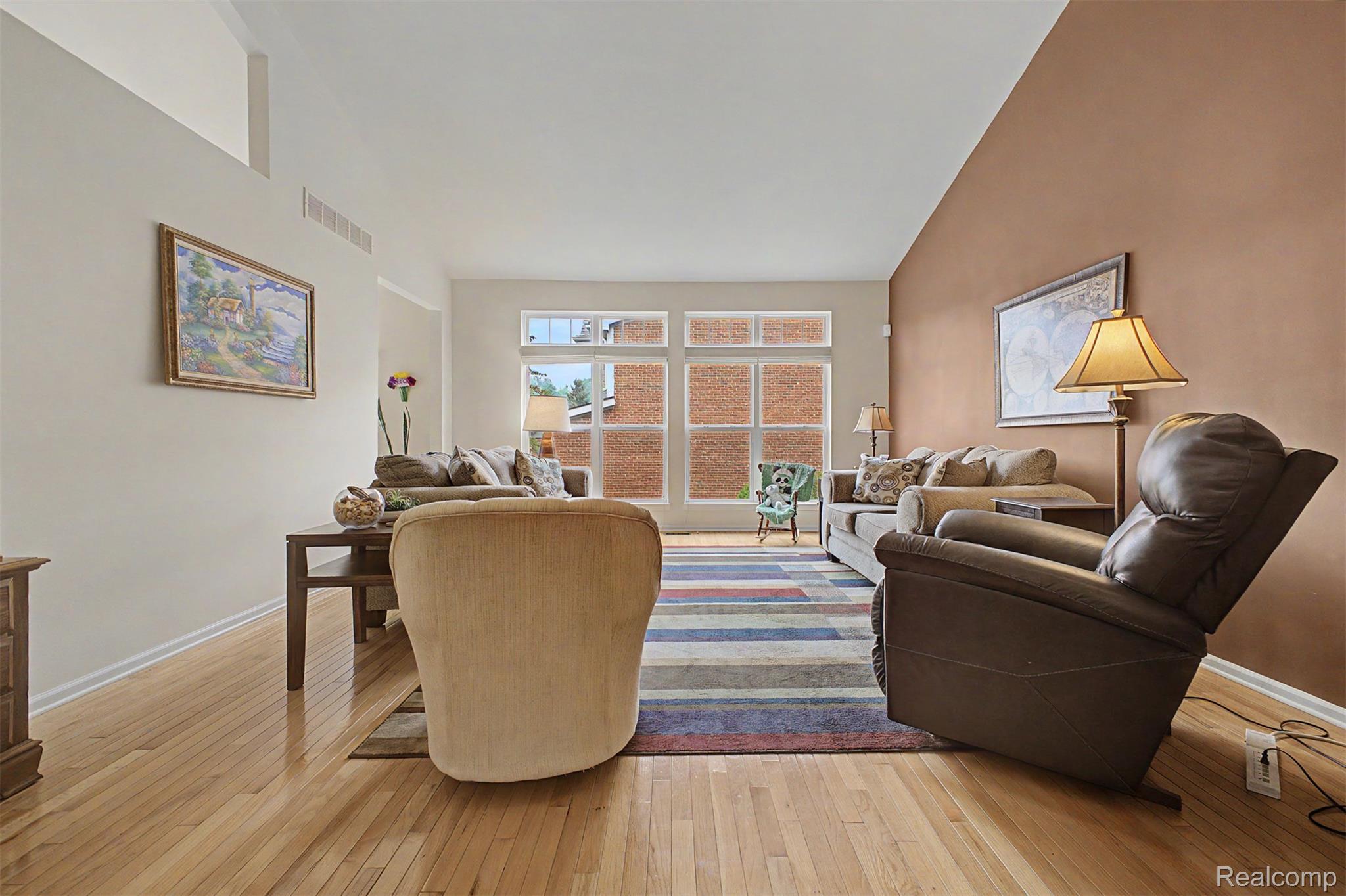 37576 Newburgh Park Circle