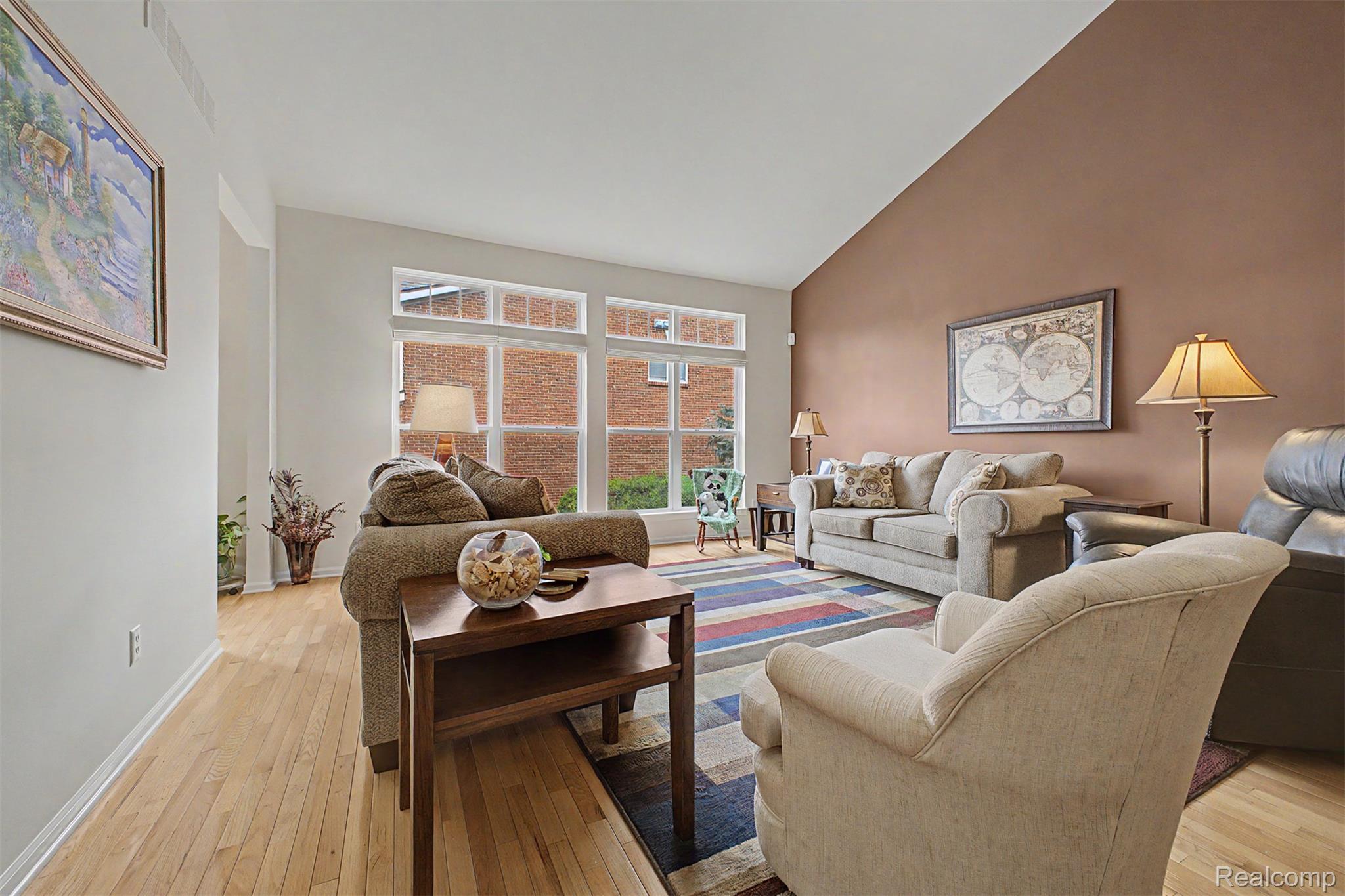 37576 Newburgh Park Circle