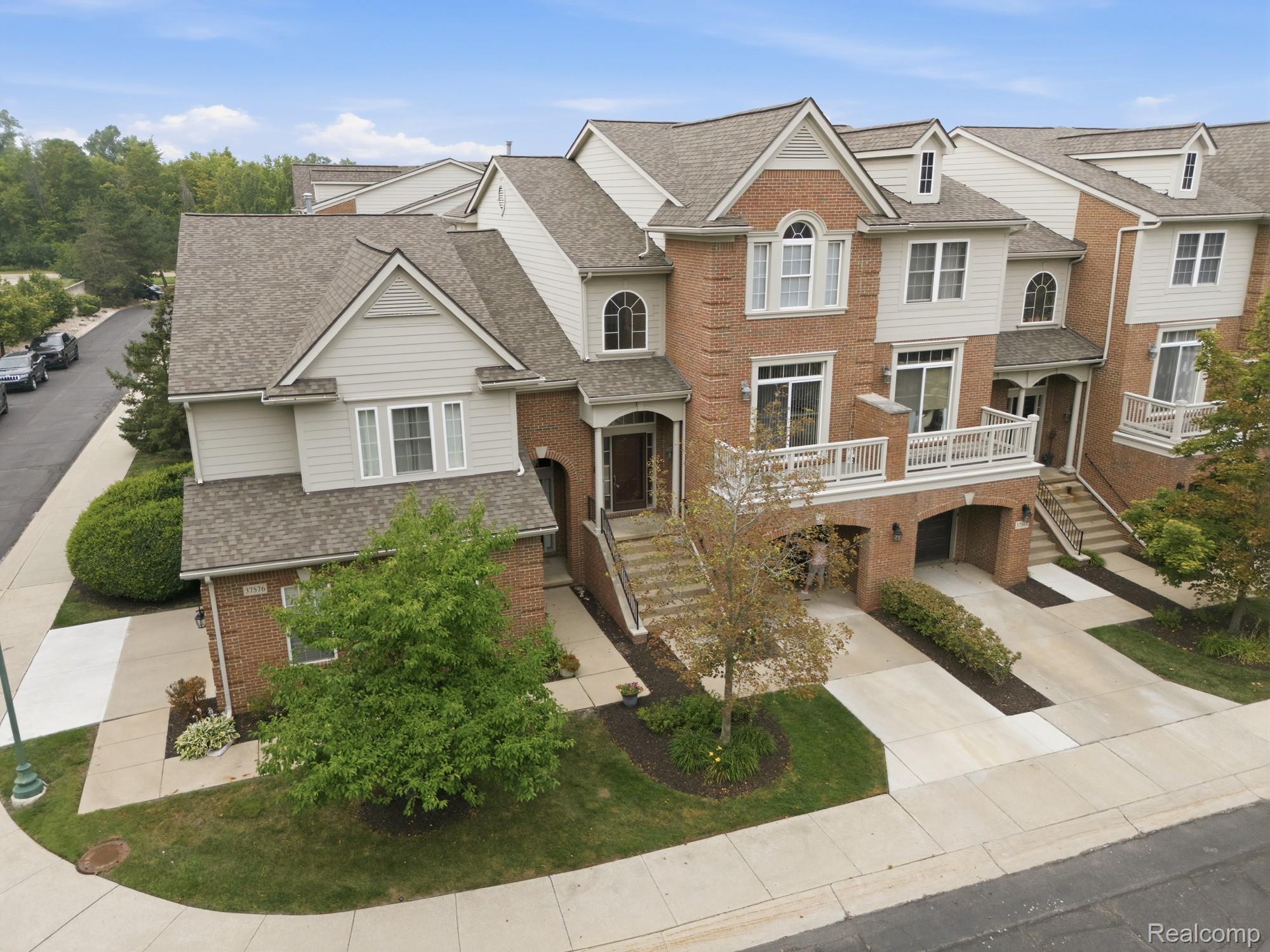 37576 Newburgh Park Circle