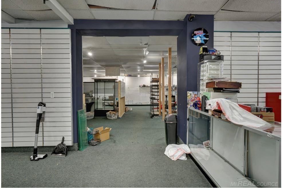 3350-3356 Lapeer Road