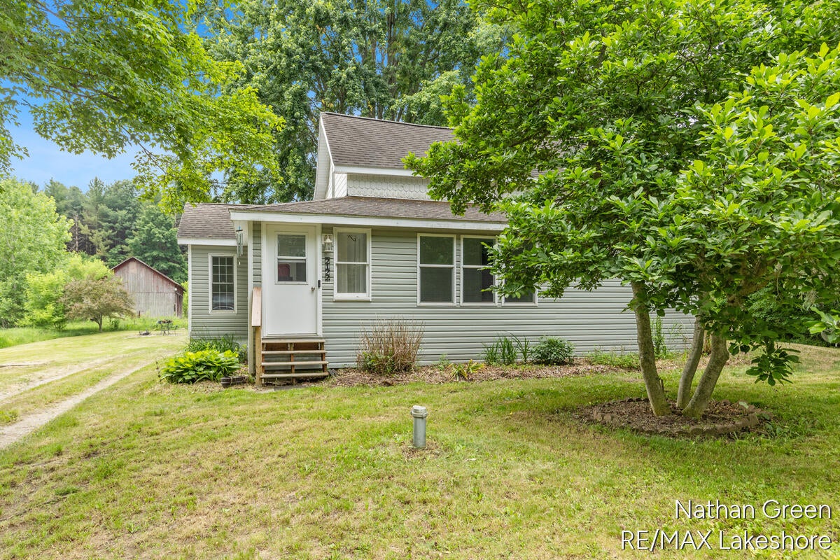 2122 Coats Grove Road
