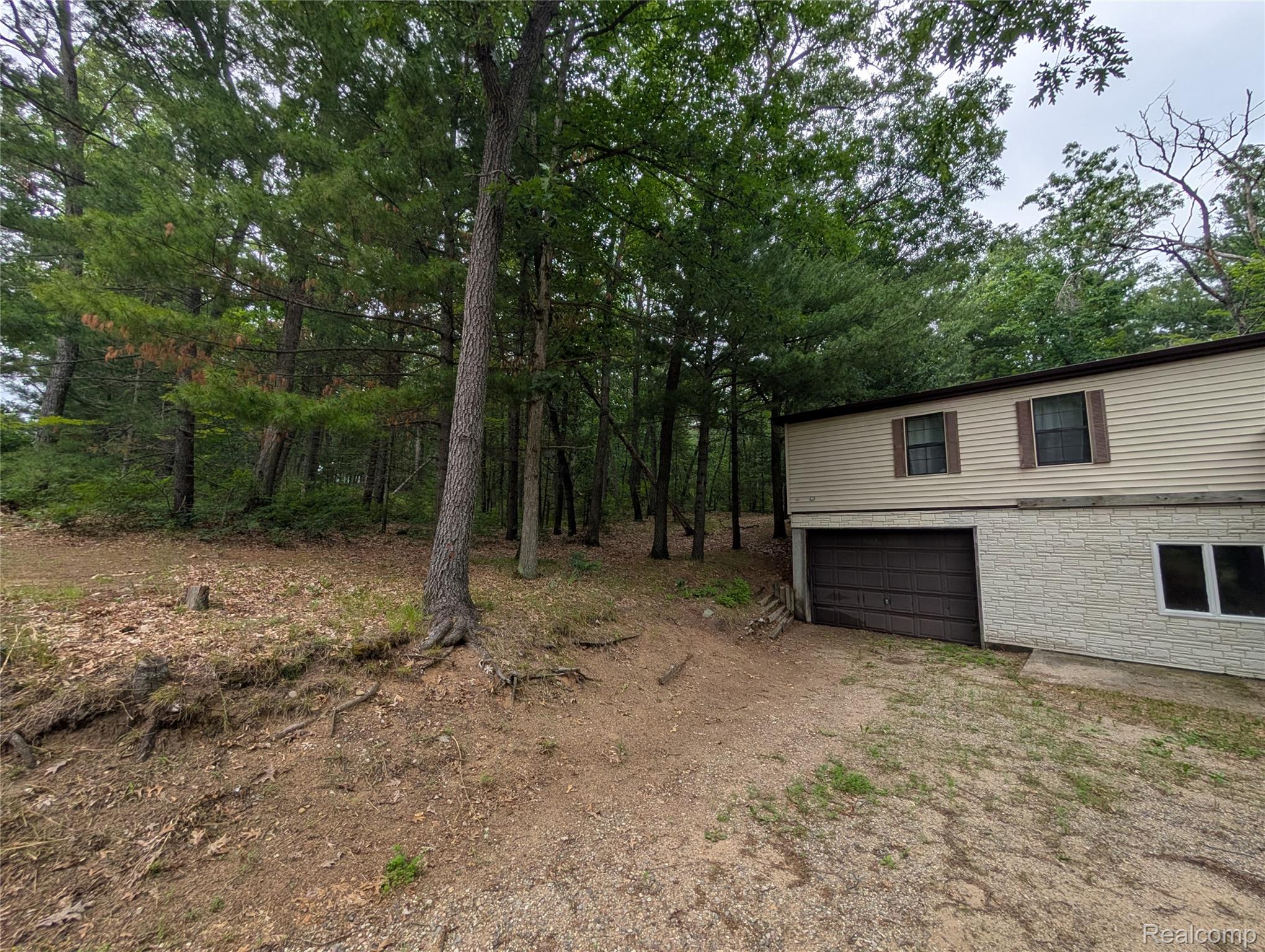 3817 S Townline Road