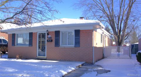 8074 Nightingale Street Dearborn Heights City MI 48127