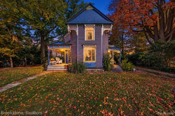 129 E SHADBOLT ST, LAKE ORION, MI 48362 - Image c79c5d75dfcab0ccabaafe4ecb7e62a3/1608440221