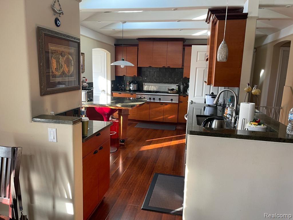 297 VREELAND Drive