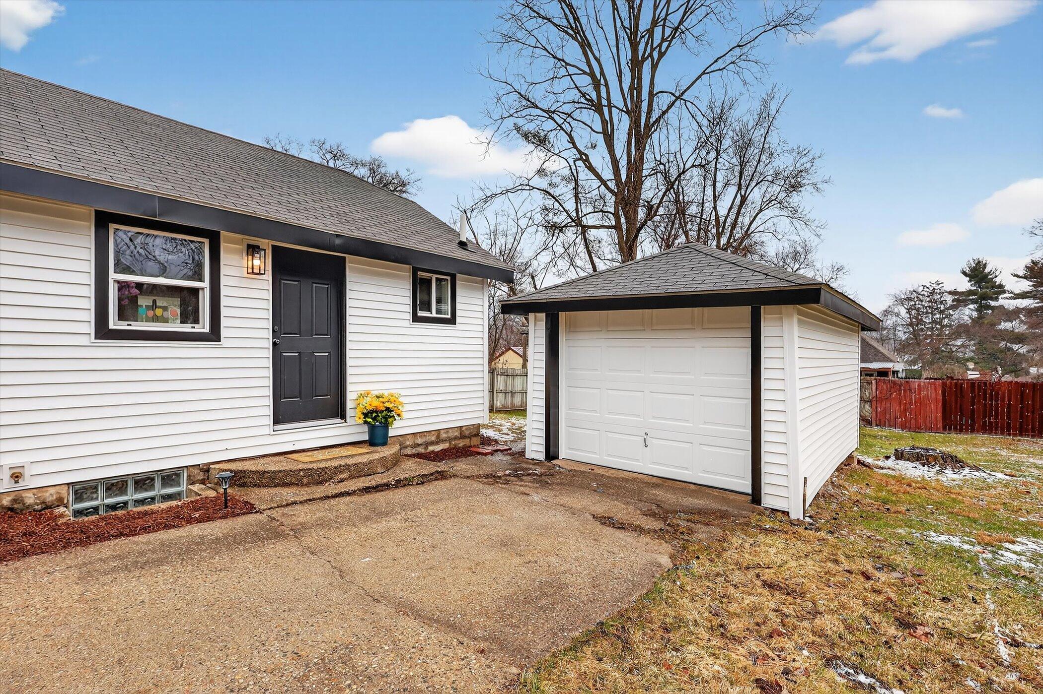 4034 Childs Avenue NW