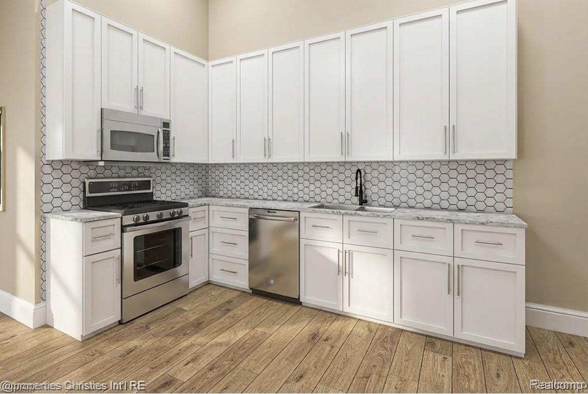 1111 Angara Drive 33