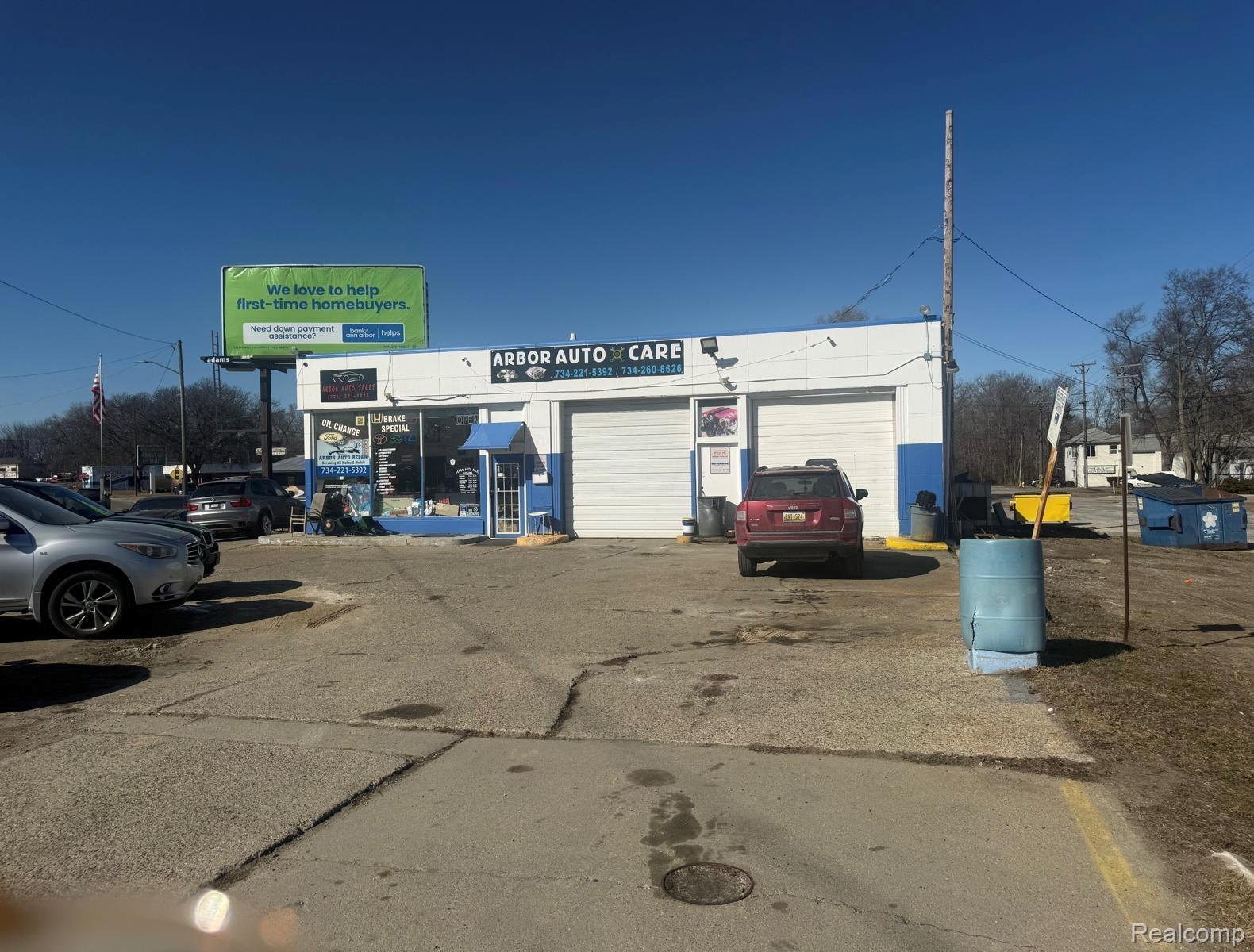 79 Ecorse Road