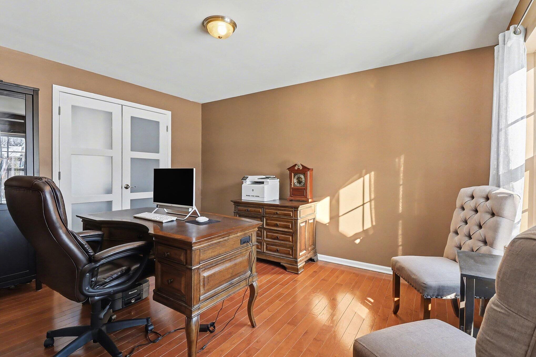 4315 Center Valley Drive