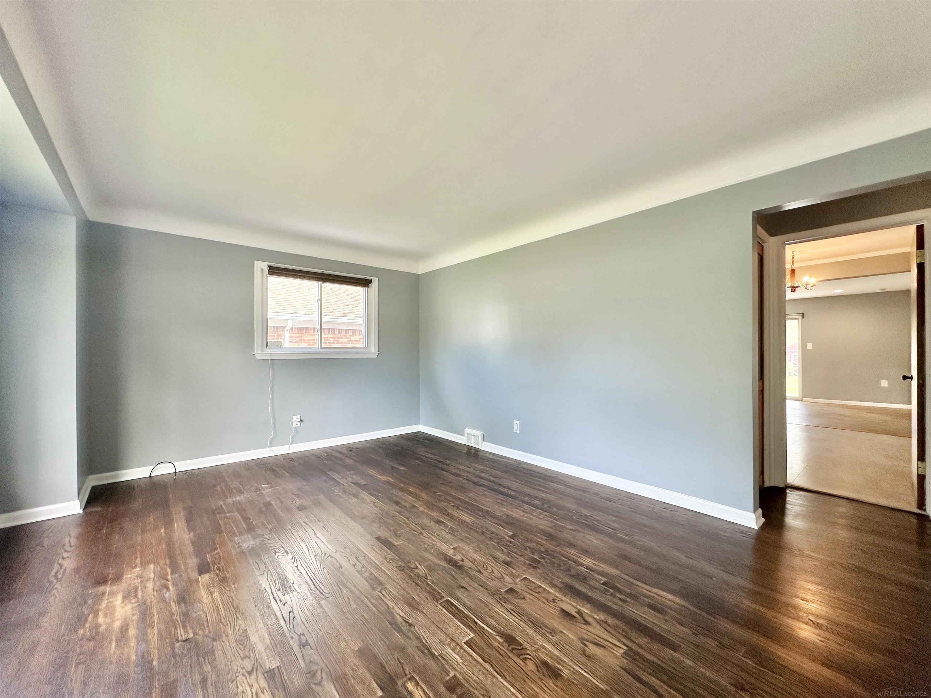 1048 Coolidge Avenue