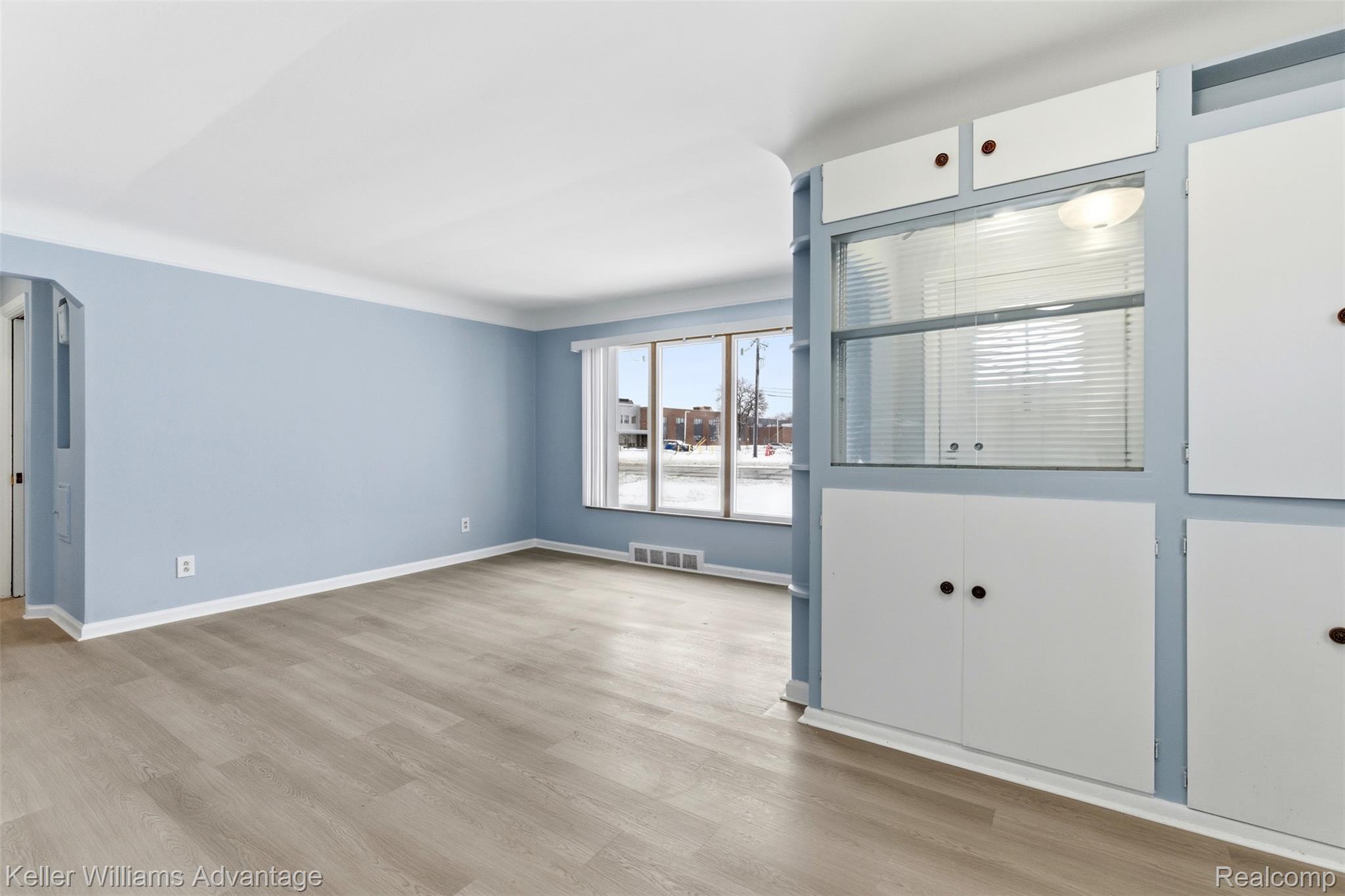 14221 W 10 Mile Road