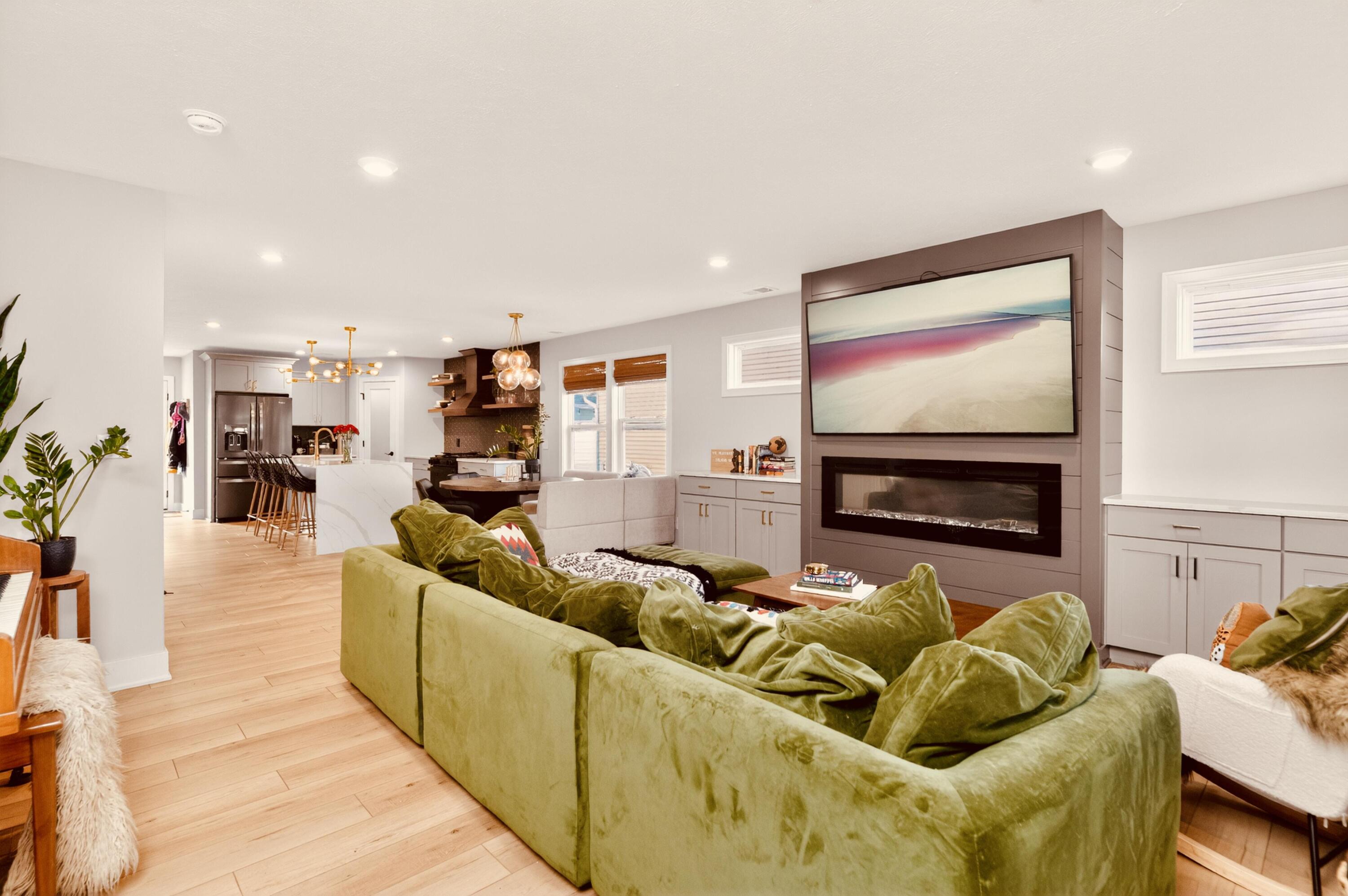 8278 Cooks Corner Drive SE 7