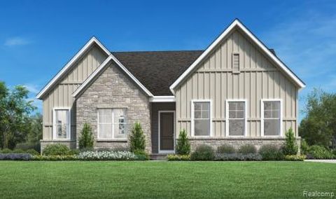 2636 Crystal Lake Drive Commerce Charter Township MI 48382