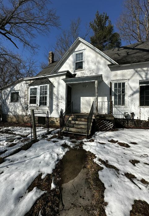 50022 Michigan 40 Paw Paw Township MI 49079