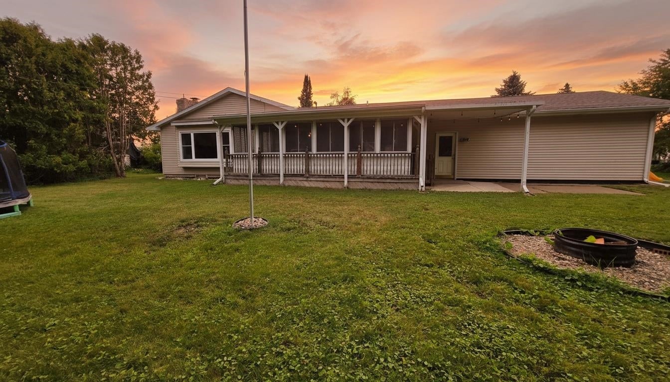 600 E Orchard