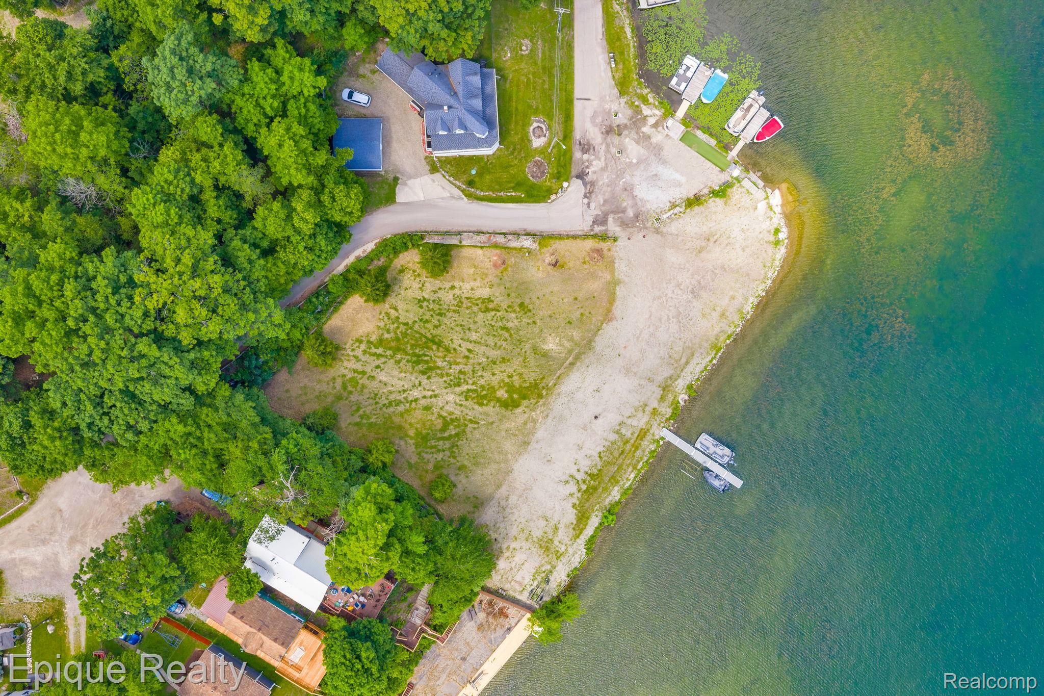 4058 Hunt Road