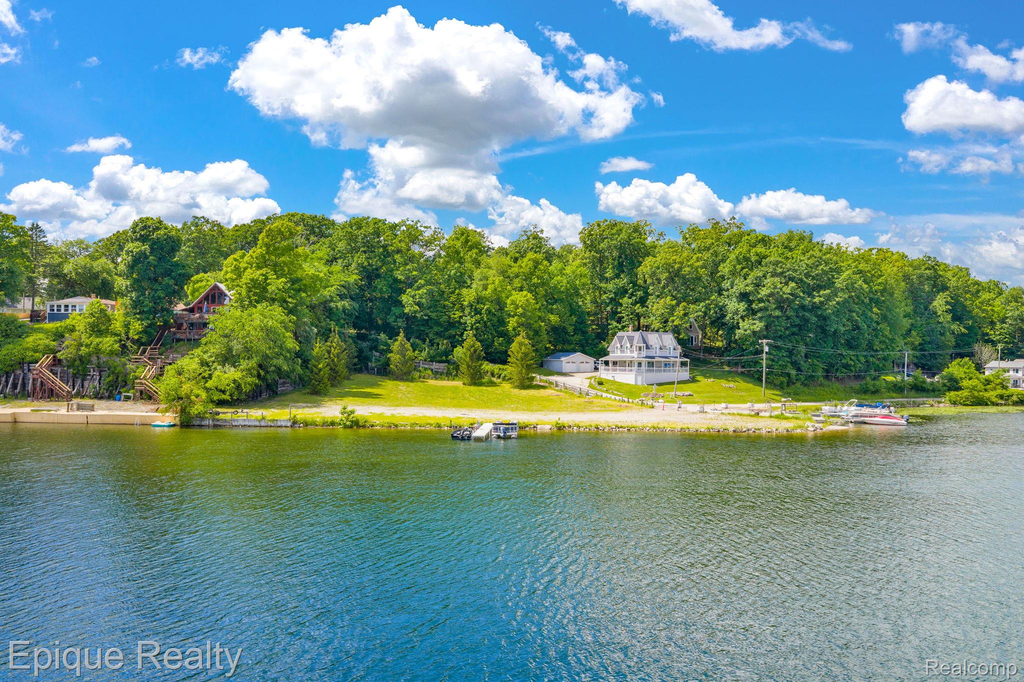 4058 Hunt Road