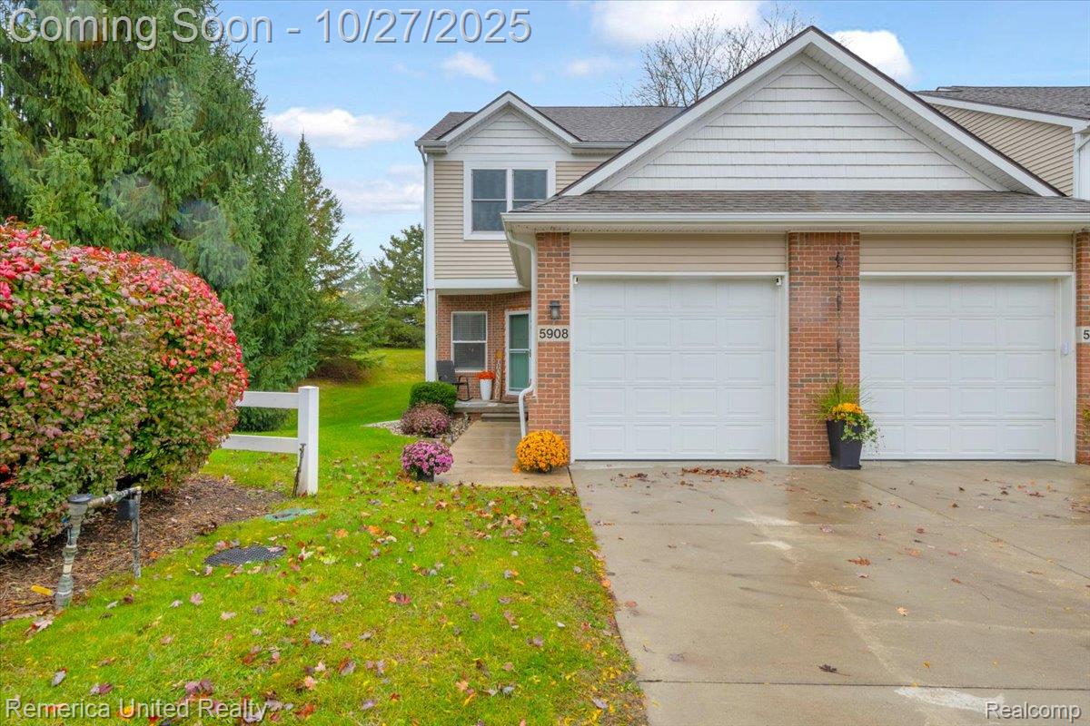 5908 Woodruff View Drive