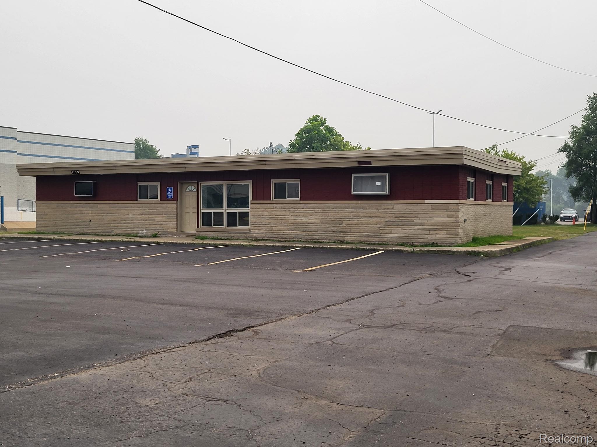 7559 Highland Road