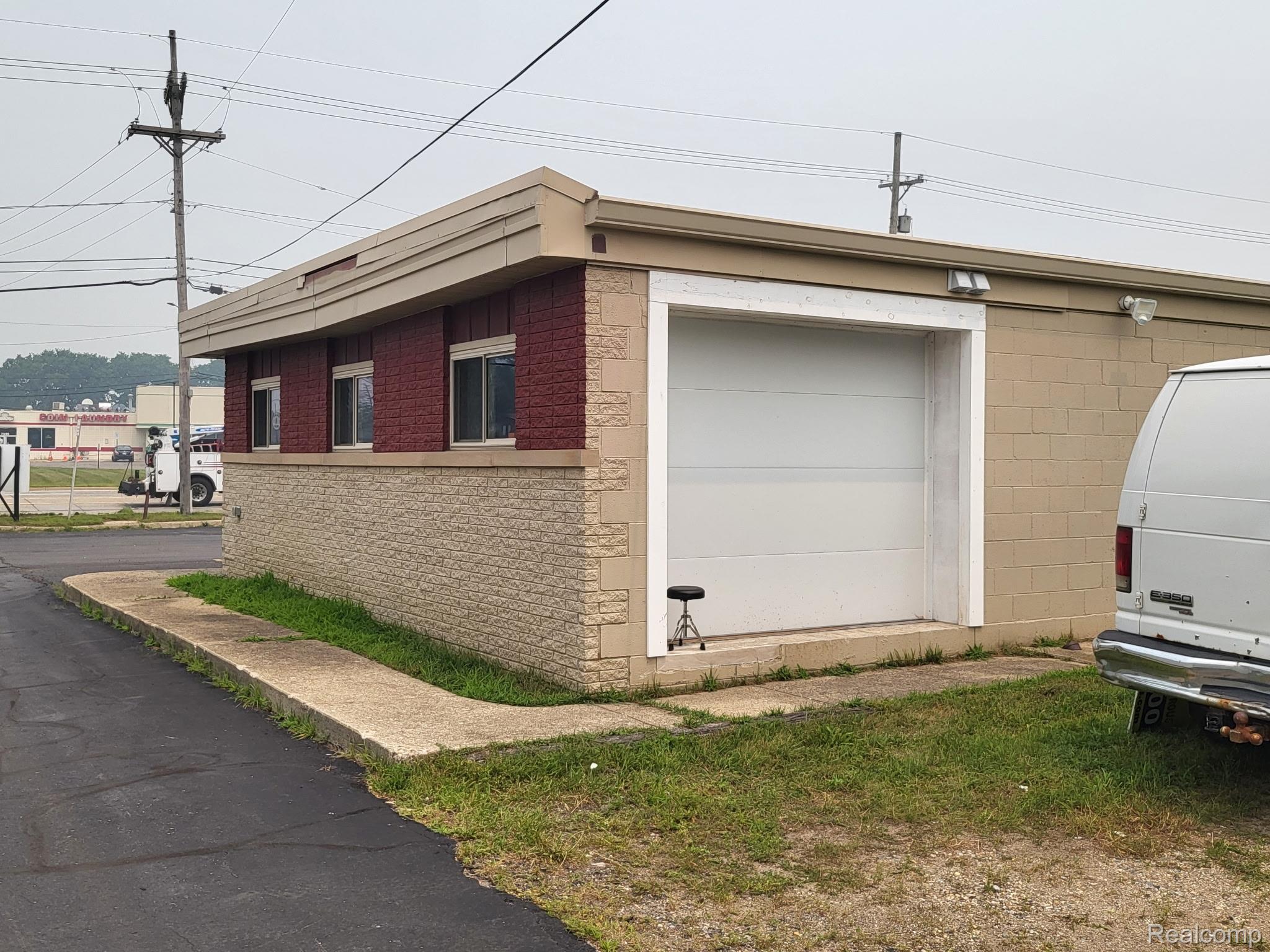 7559 Highland Road