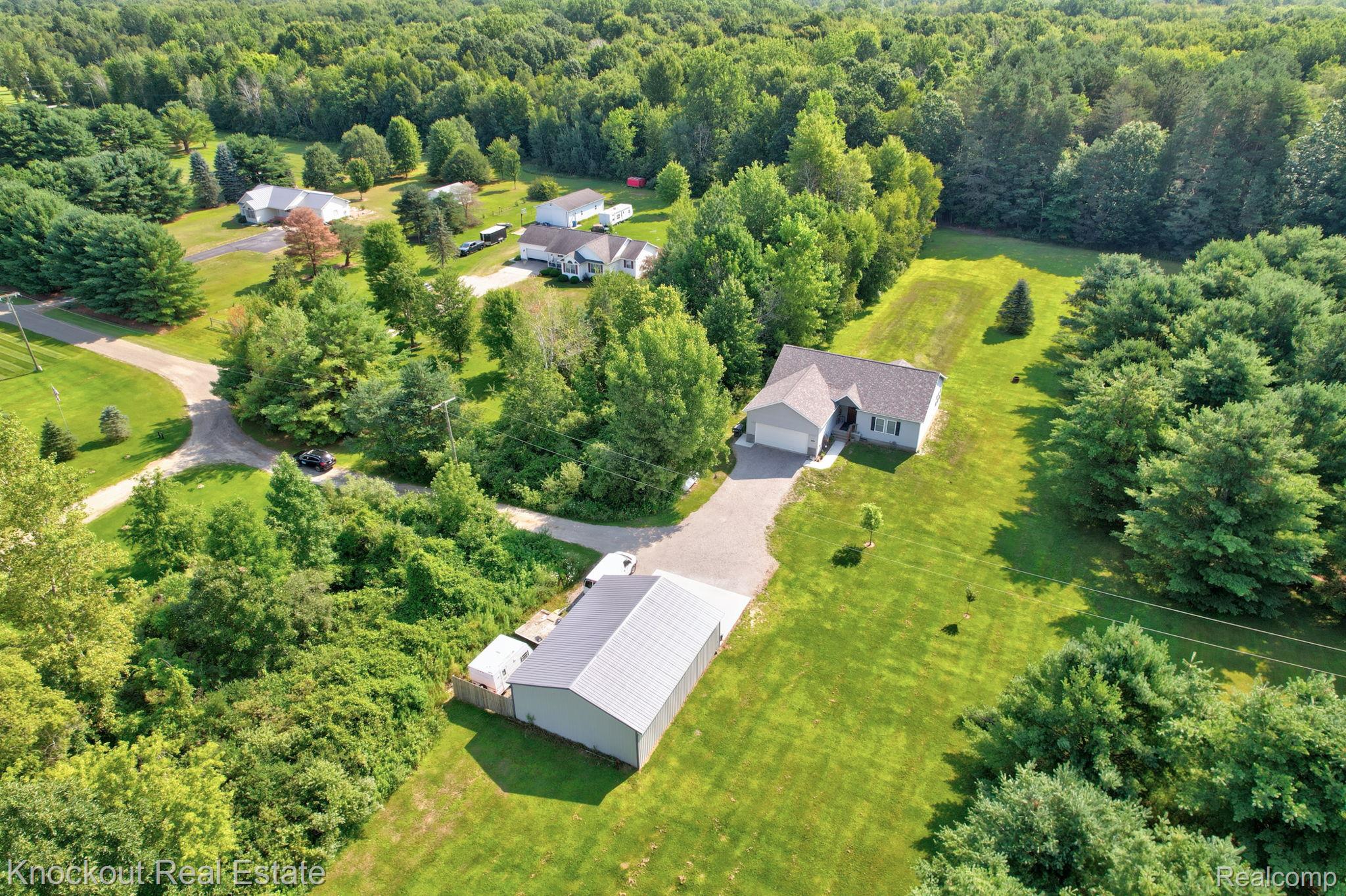 7600 Pine Grove Circle