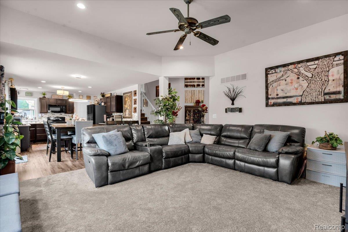 23990 Pennington Lane