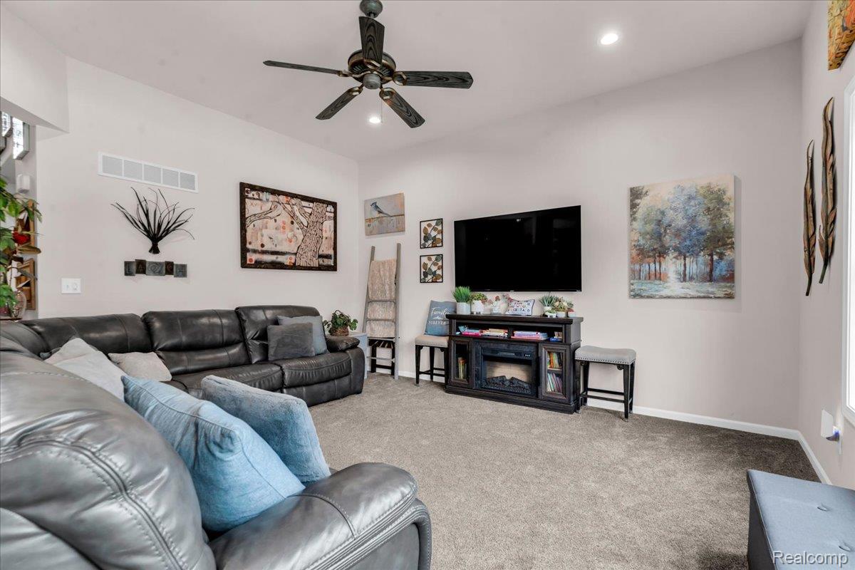 23990 Pennington Lane